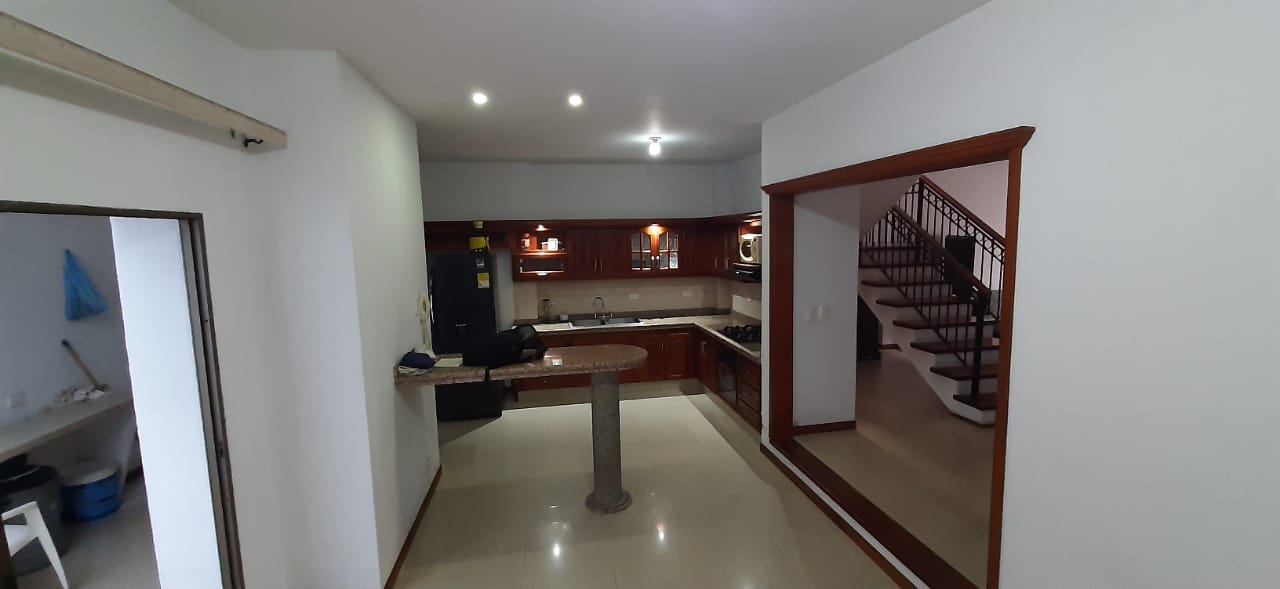 Galería 🏡✨ ¡SE VENDE CASA EN ARGOS!