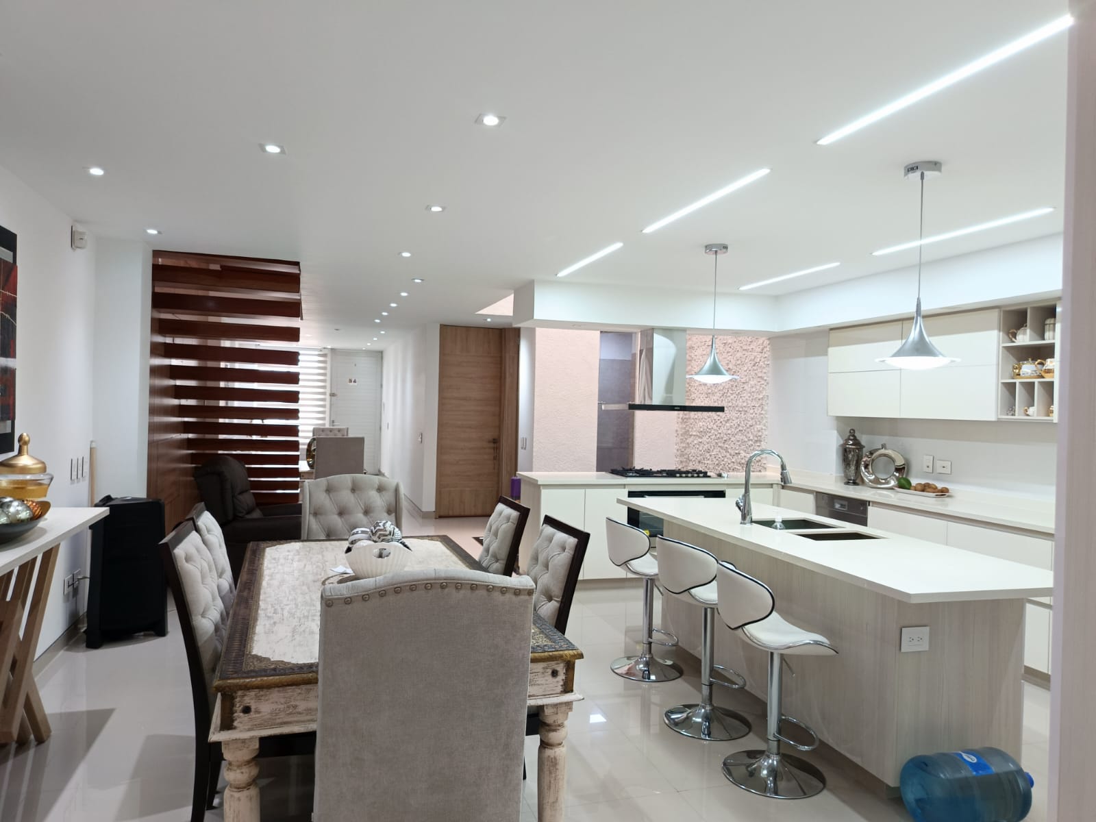 🏡 Casa de Lujo en Venta – Terrazas del Llano, Cartago