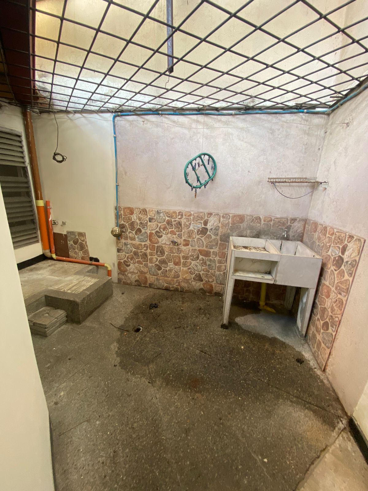 Galería 🏡✨ ¡CASA ESQUINERA EN VENTA – LOS ÁNGELES!