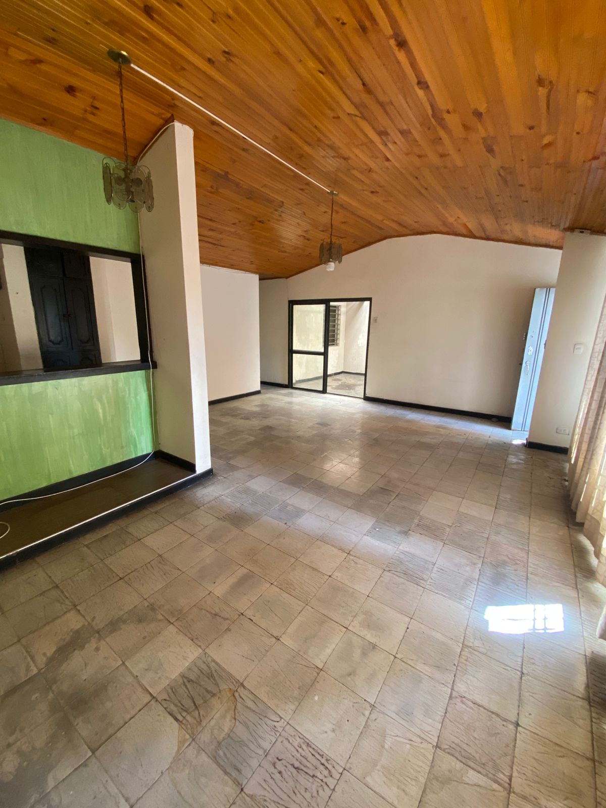 Galería 🏡✨ ¡CASA ESQUINERA EN VENTA – LOS ÁNGELES!